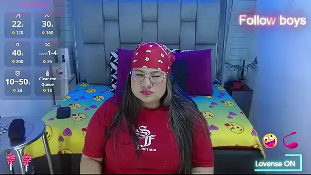 evelin_zaens from StripChat is Freechat