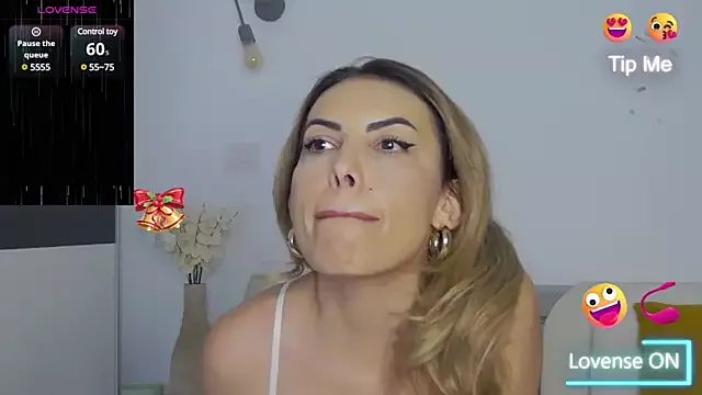 Eveline_rose from StripChat