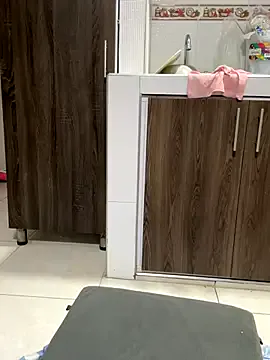 evelyn_1702 from StripChat is Freechat