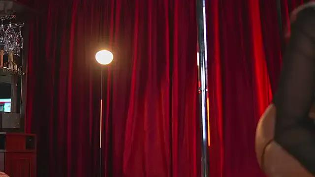 Girls: try live performances with matured performers, from dancing to quirks, in a variety of beautiful sex cams.
