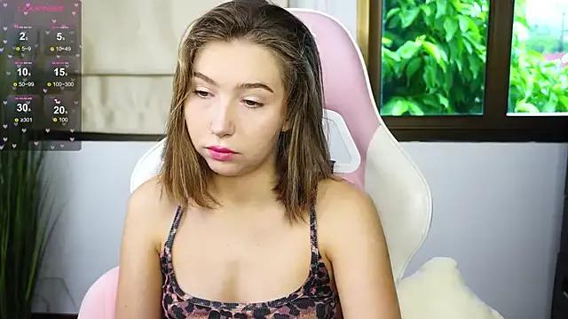 EveSiren from StripChat is Freechat