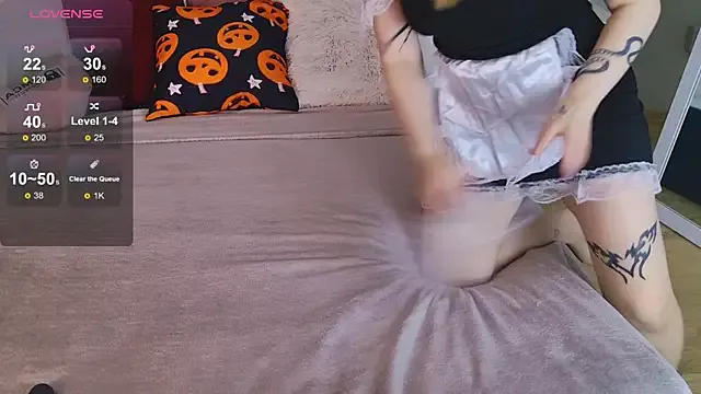 Evie_Vall from StripChat is Freechat