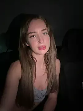 EvieEvans from StripChat