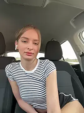 EvieEvans from StripChat