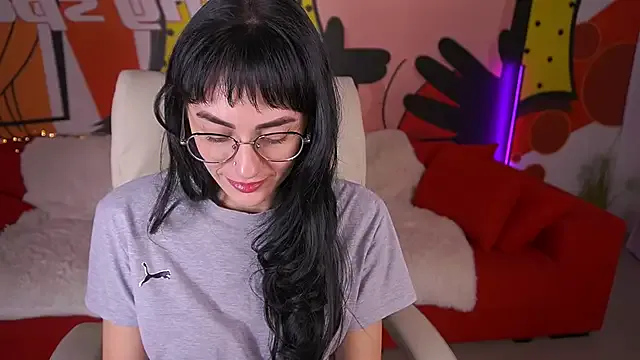 EviLune from StripChat is Freechat