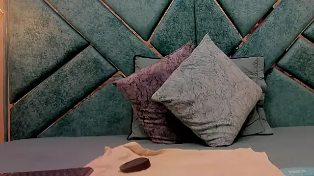 EXOTIC_TRANS from StripChat is Freechat