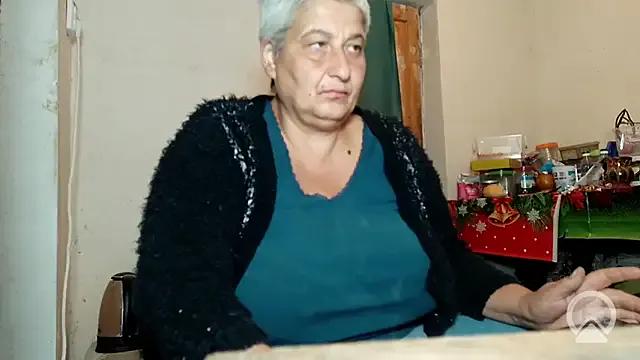 ExquisiteMature from StripChat is Freechat