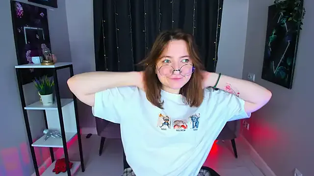 Girls: try live performances with matured performers, from dancing to quirks, in a variety of beautiful sex cams.