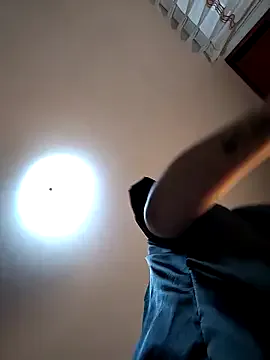 FallsForHerSmile from StripChat