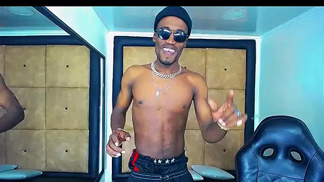 Felinneblackcock0x from StripChat is Freechat