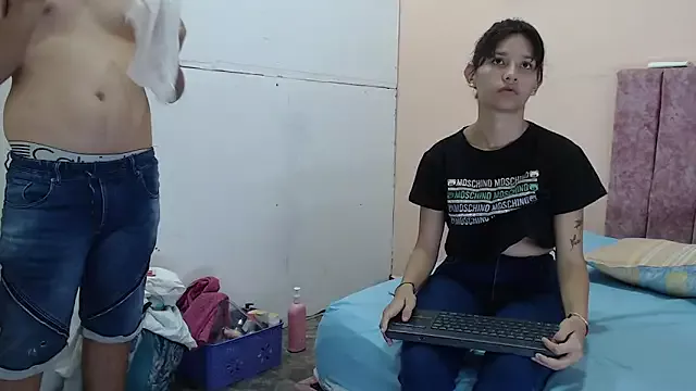 FerneyManti from StripChat