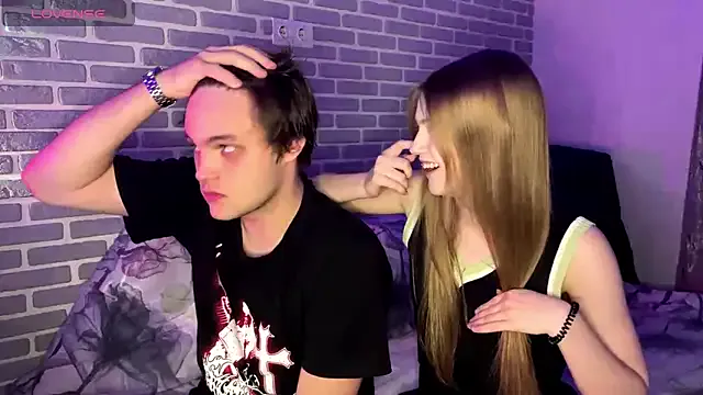 Girls: try live performances with matured performers, from dancing to quirks, in a variety of beautiful sex cams.