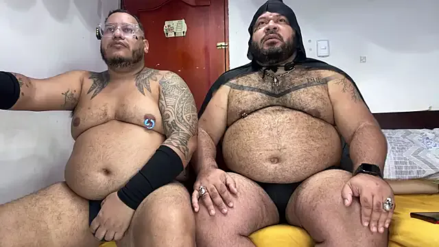 Girls: try live performances with matured performers, from dancing to quirks, in a variety of beautiful sex cams.