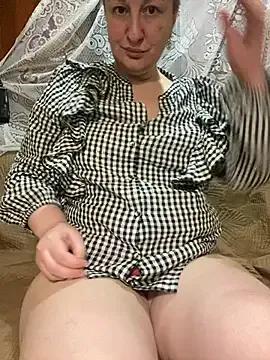FetishIris from StripChat is Freechat