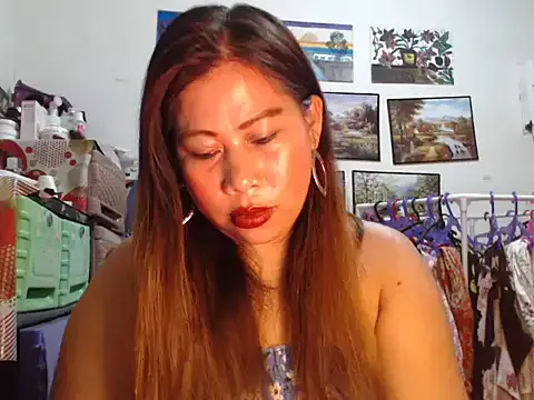 filipina_beauty from StripChat is Freechat