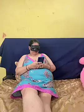 FlatVincy4 from StripChat