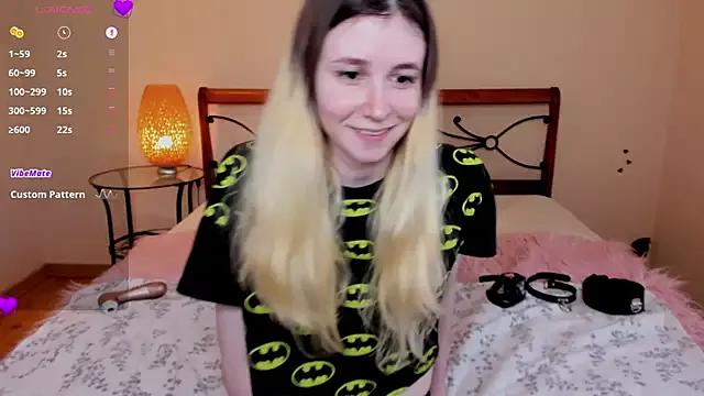 Girls: try live performances with matured performers, from dancing to quirks, in a variety of beautiful sex cams.