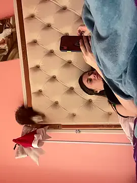 Flossy_Vettie from StripChat
