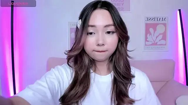 Fluffy_Rose from StripChat