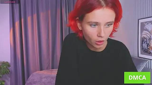 FoxxLina from StripChat is Freechat
