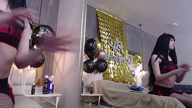 Foxxy_Doll from StripChat