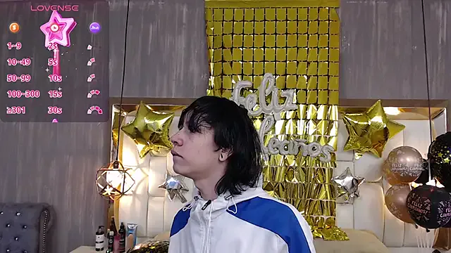 Foxxy_Doll from StripChat