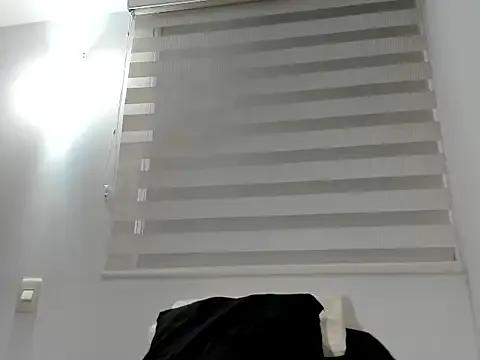foxy-porn1 from StripChat is Freechat