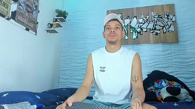 Girls: try live performances with matured performers, from dancing to quirks, in a variety of beautiful sex cams.