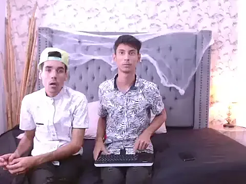 Girls: try live performances with matured performers, from dancing to quirks, in a variety of beautiful sex cams.