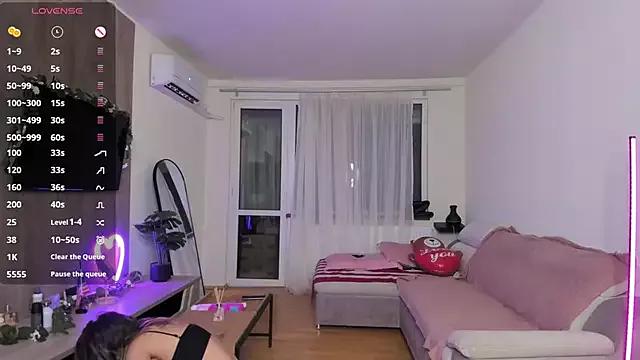 Girls: try live performances with matured performers, from dancing to quirks, in a variety of beautiful sex cams.