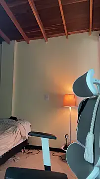 GabriSaenz from StripChat is Freechat