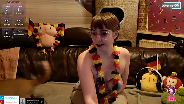 GamerGirl_Eve from StripChat