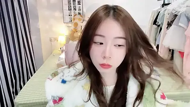 Gardenia-222 from StripChat is Freechat