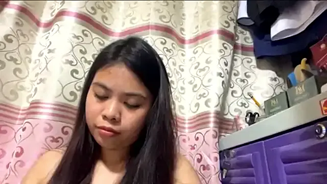 GeorgeneWatler from StripChat