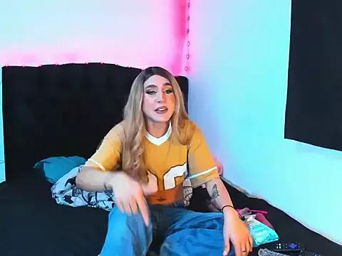 Girls: try live performances with matured performers, from dancing to quirks, in a variety of beautiful sex cams.
