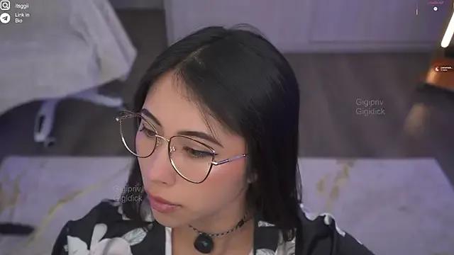 Gigi_ohlala from StripChat is Freechat