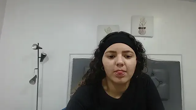 Giia_Monroe from StripChat is Freechat