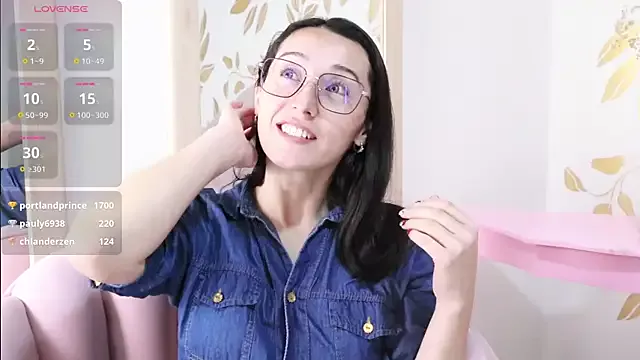 Girls: try live performances with matured performers, from dancing to quirks, in a variety of beautiful sex cams.