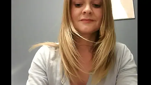 Ginger-bb from StripChat is Freechat