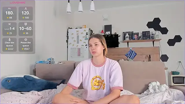 Girls: try live performances with matured performers, from dancing to quirks, in a variety of beautiful sex cams.