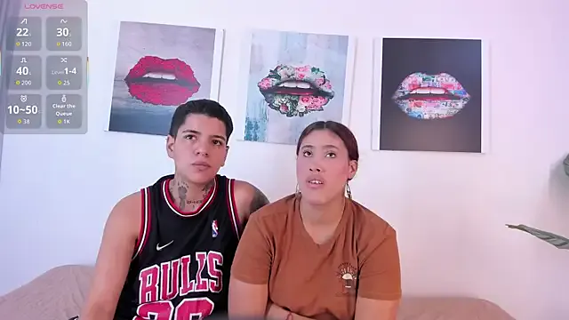 Girls_inlove from StripChat is Freechat