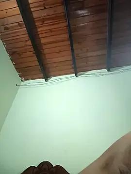 gitanadeluxe from StripChat is Freechat