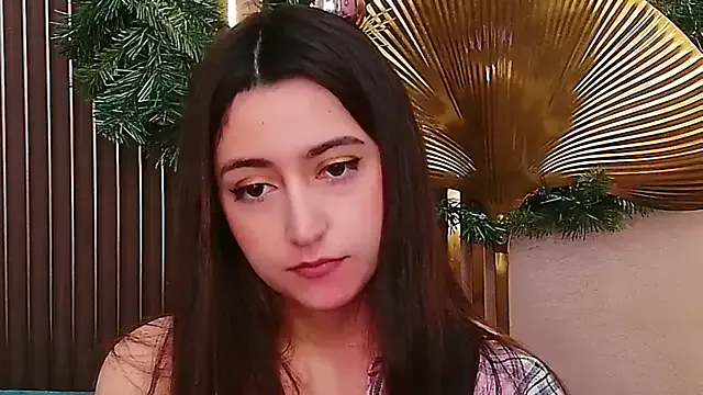 Gloria_Bendall from StripChat