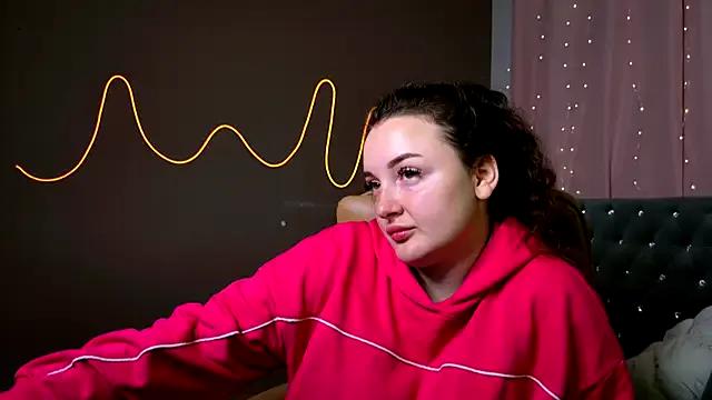 GloriNichols from StripChat is Freechat