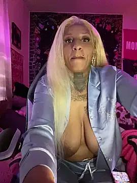 Goddesscherrired from StripChat is Freechat