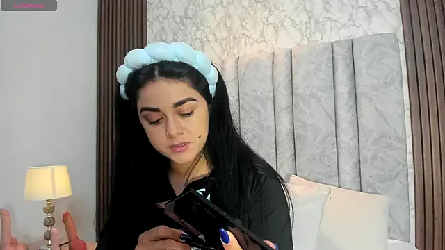 Girls: try live performances with matured performers, from dancing to quirks, in a variety of beautiful sex cams.