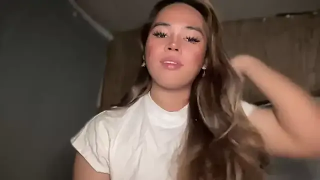 Girls: try live performances with matured performers, from dancing to quirks, in a variety of beautiful sex cams.