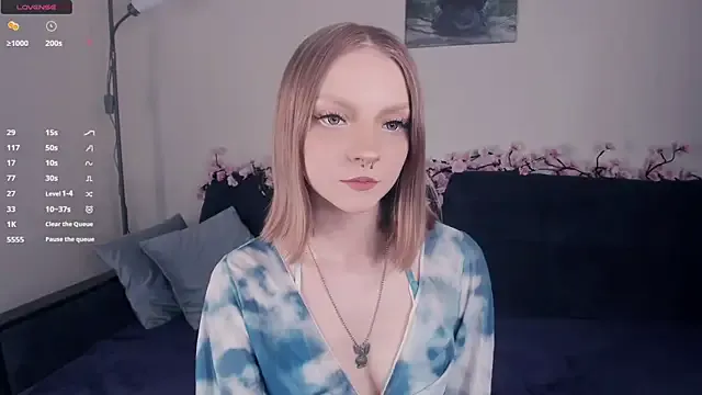 Golden_dawn from StripChat is Freechat