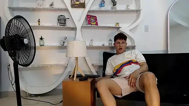 GRETTY_BOYS from StripChat is Freechat