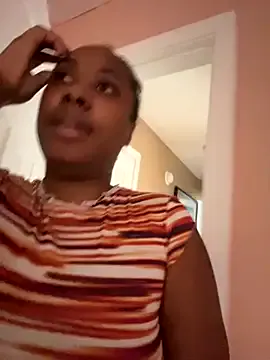 gypsydoll from StripChat is Freechat